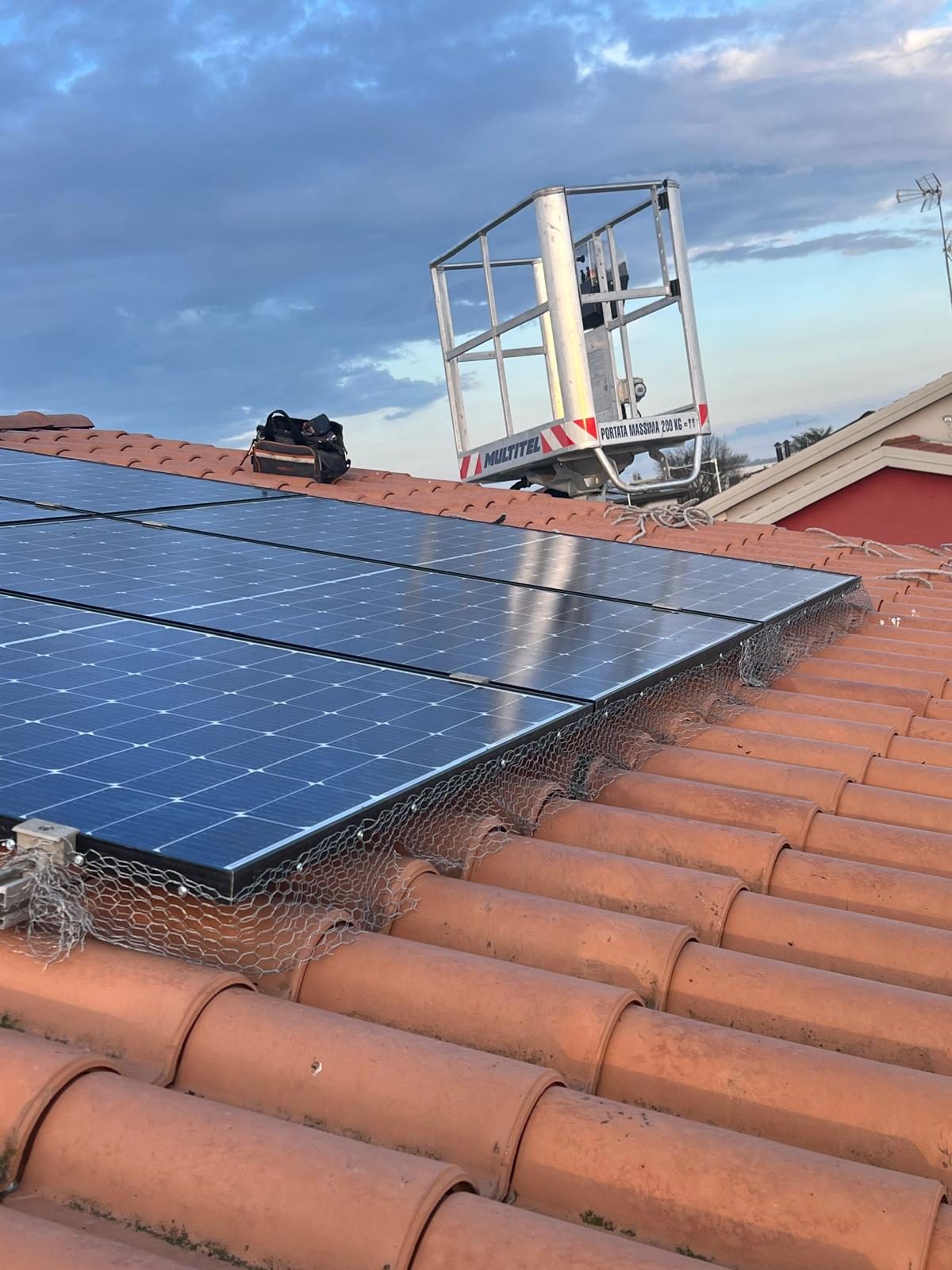 Pulizia pannelli fotovoltaici per condomini